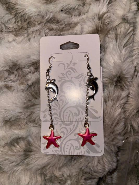 Y2K Ocean Earrings – Dolphin and Starfish Dangles in Silver & Hot Pink